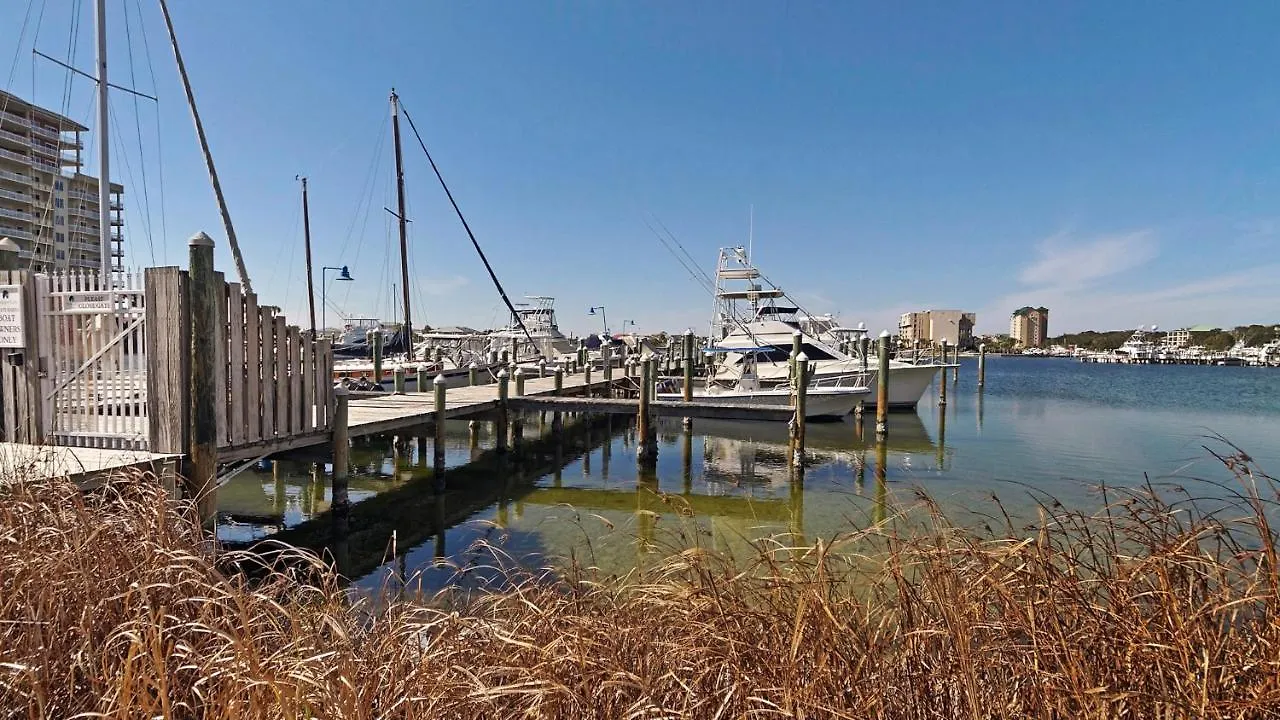 Sandpiper Cove 8120 Villa Destin